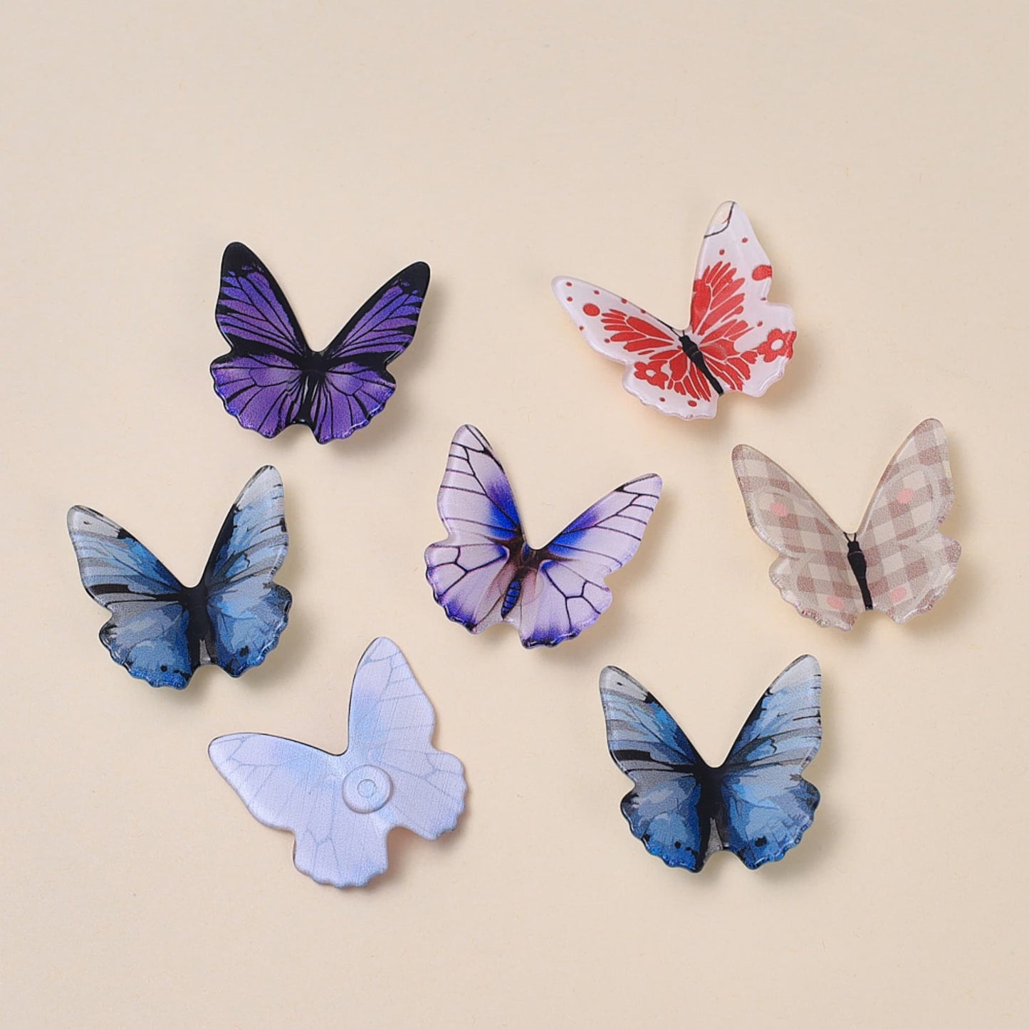 Butterfly-shaped resin charms in assorted colors for decoden phone case decoration