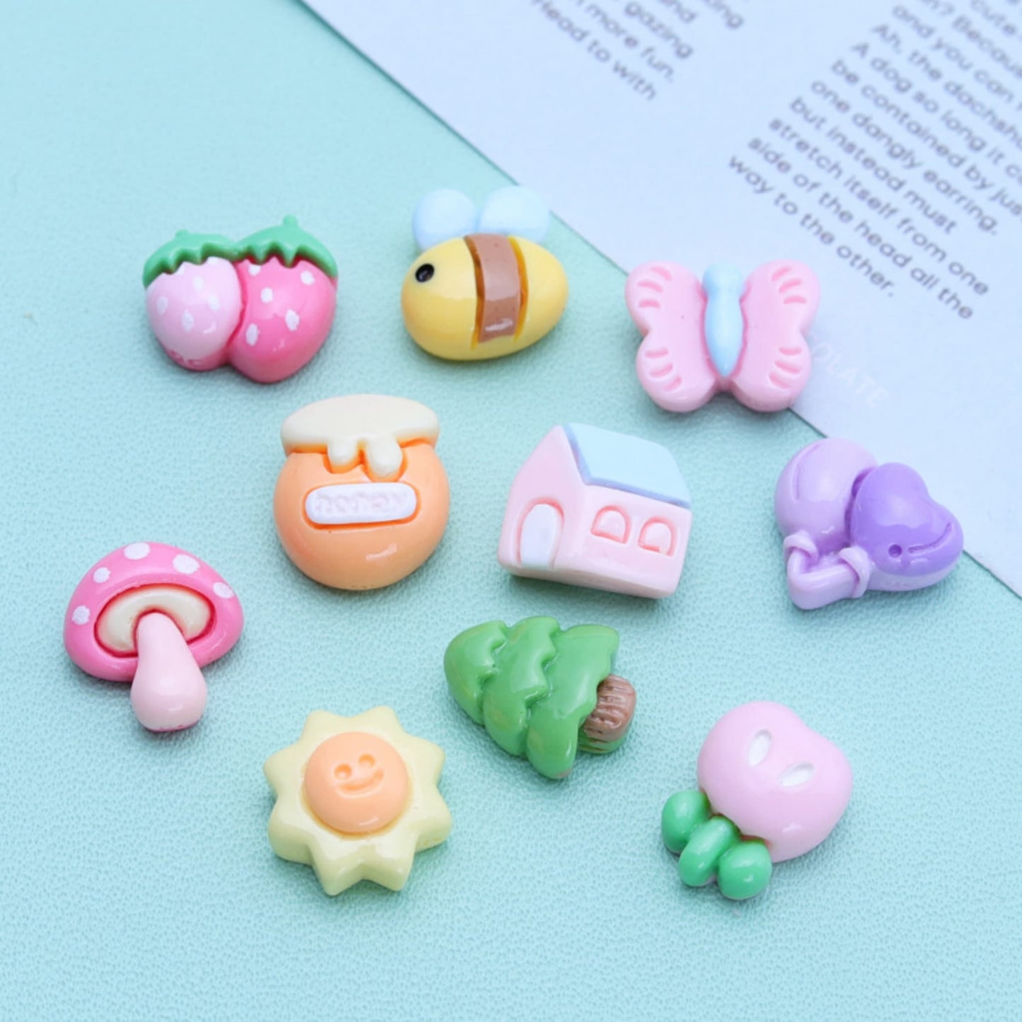 Miniature cute resin embellishments in vibrant colors for phone case decoration