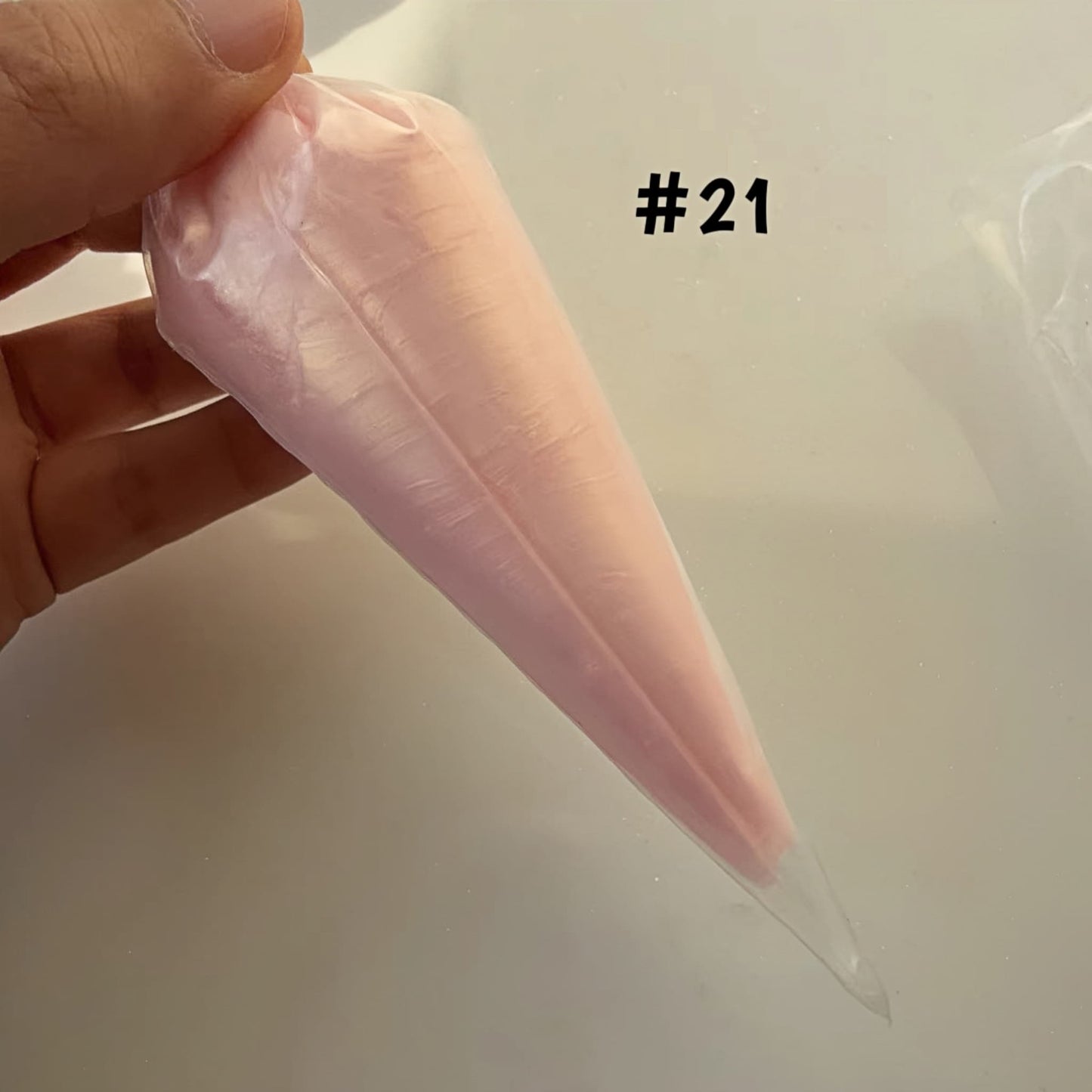 High-quality decoden adhesive with 25 color options for creativity