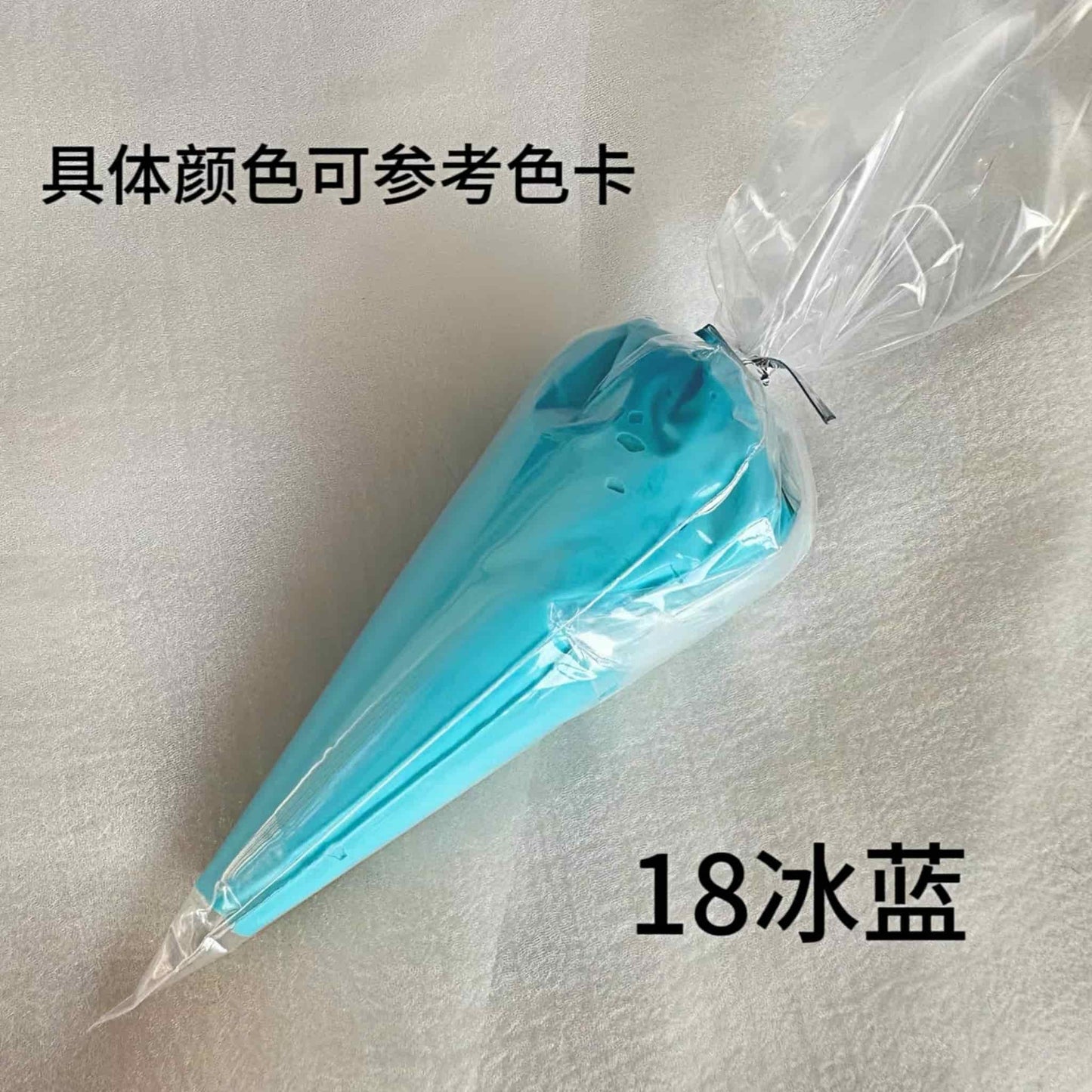 DIY blue cream glue application for kawaii phone cases