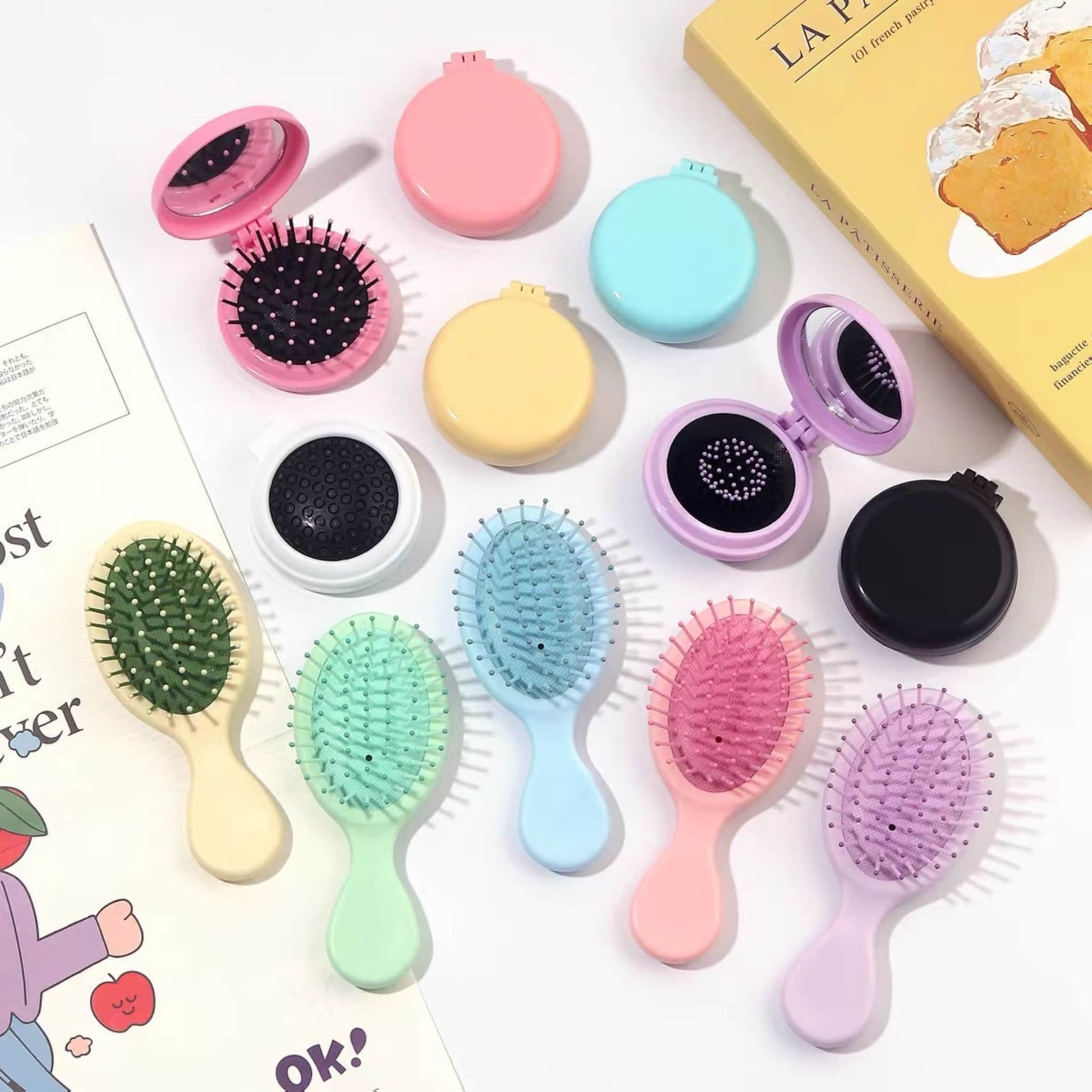 Flatback air cushion comb for decoden embellishment kit projects