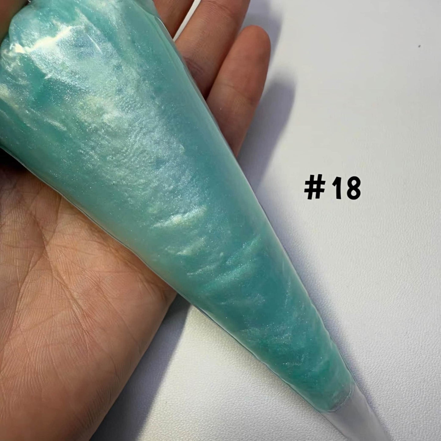 Green pearlized cream glue with shimmer effect for phone case decoration and kawaii accessories