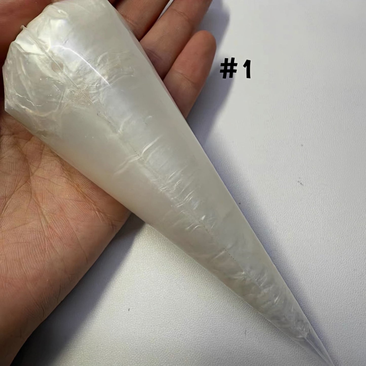 White pearlescent cream glue tube with diamond shimmer finish for decoden phone case decoration