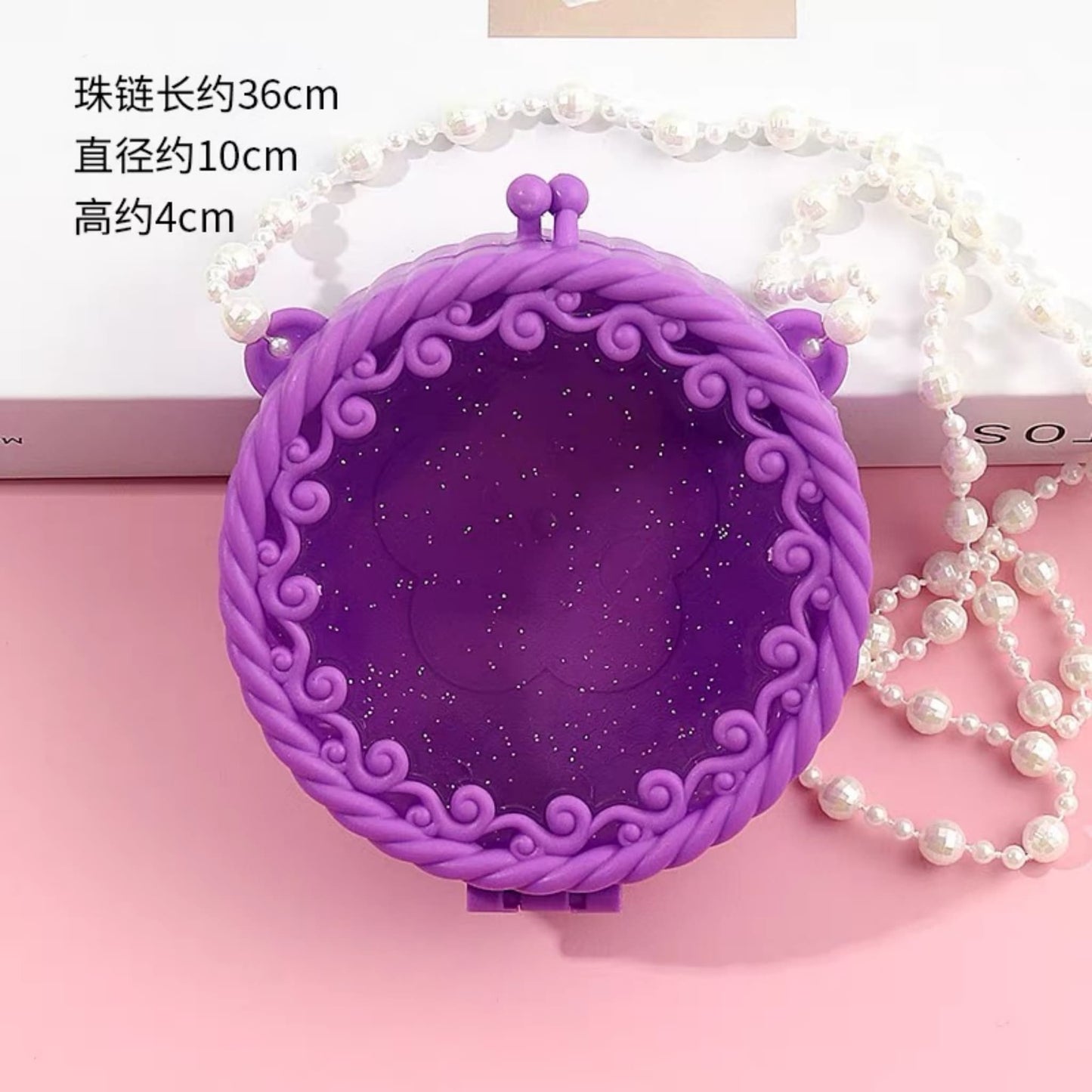 Front and side views of crossbody bag base for decoden customization