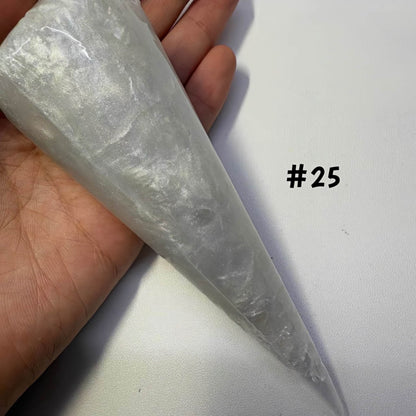 White pearlized cream glue custom application for phone case decoden and DIY crafts